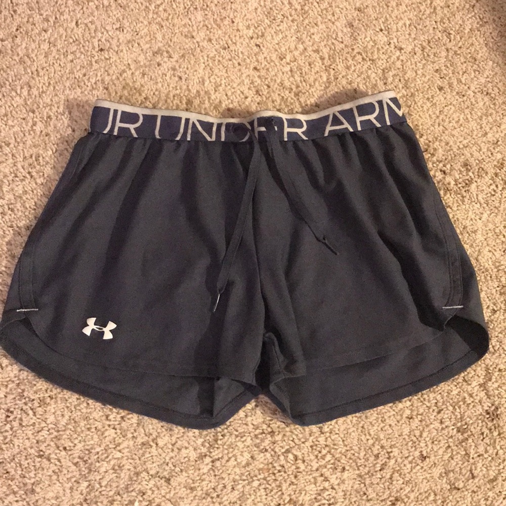 Gray under armour shorts